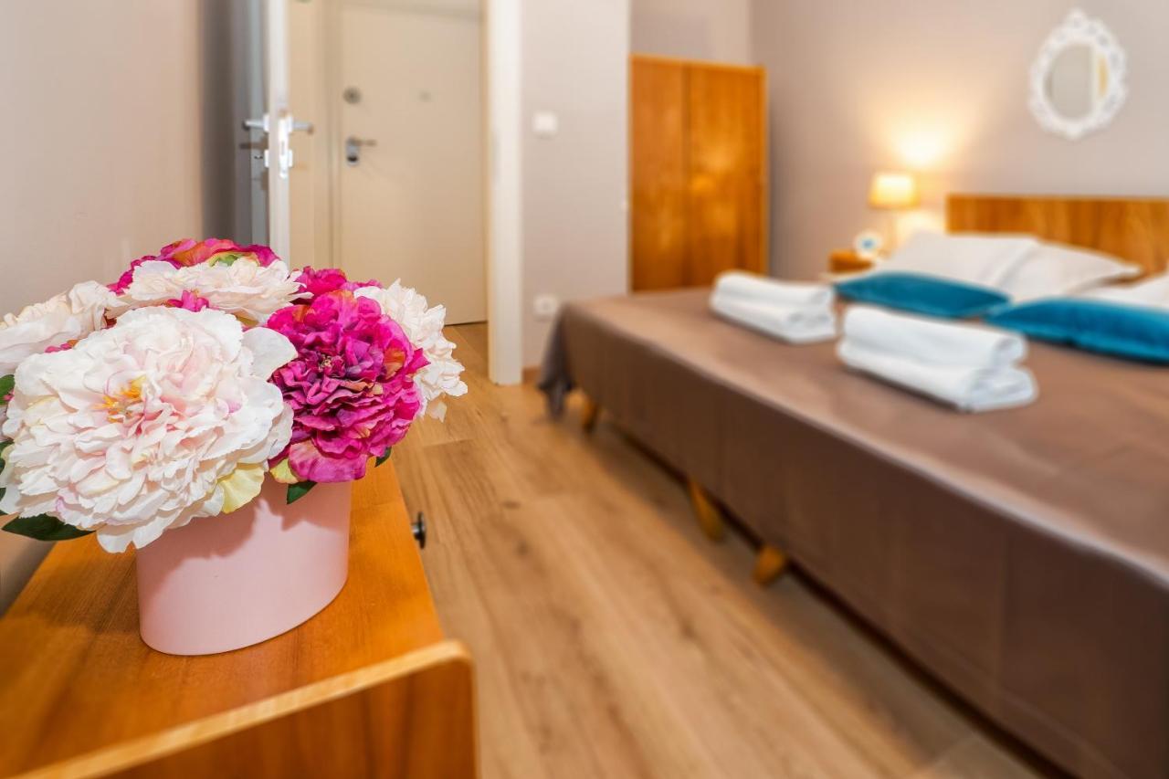 Apartment Queen Teuta In The Heart Of Split Historical Heritage Экстерьер фото