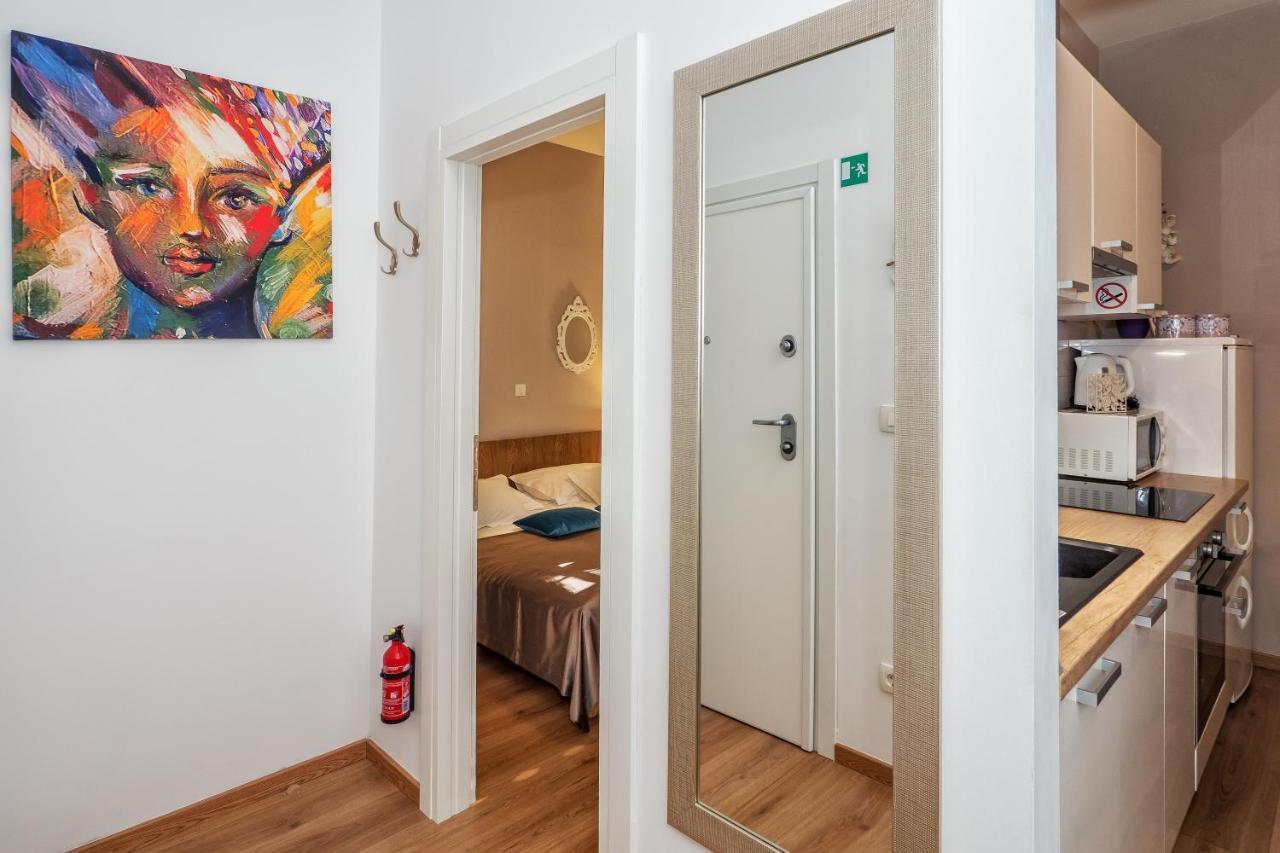 Apartment Queen Teuta In The Heart Of Split Historical Heritage Экстерьер фото